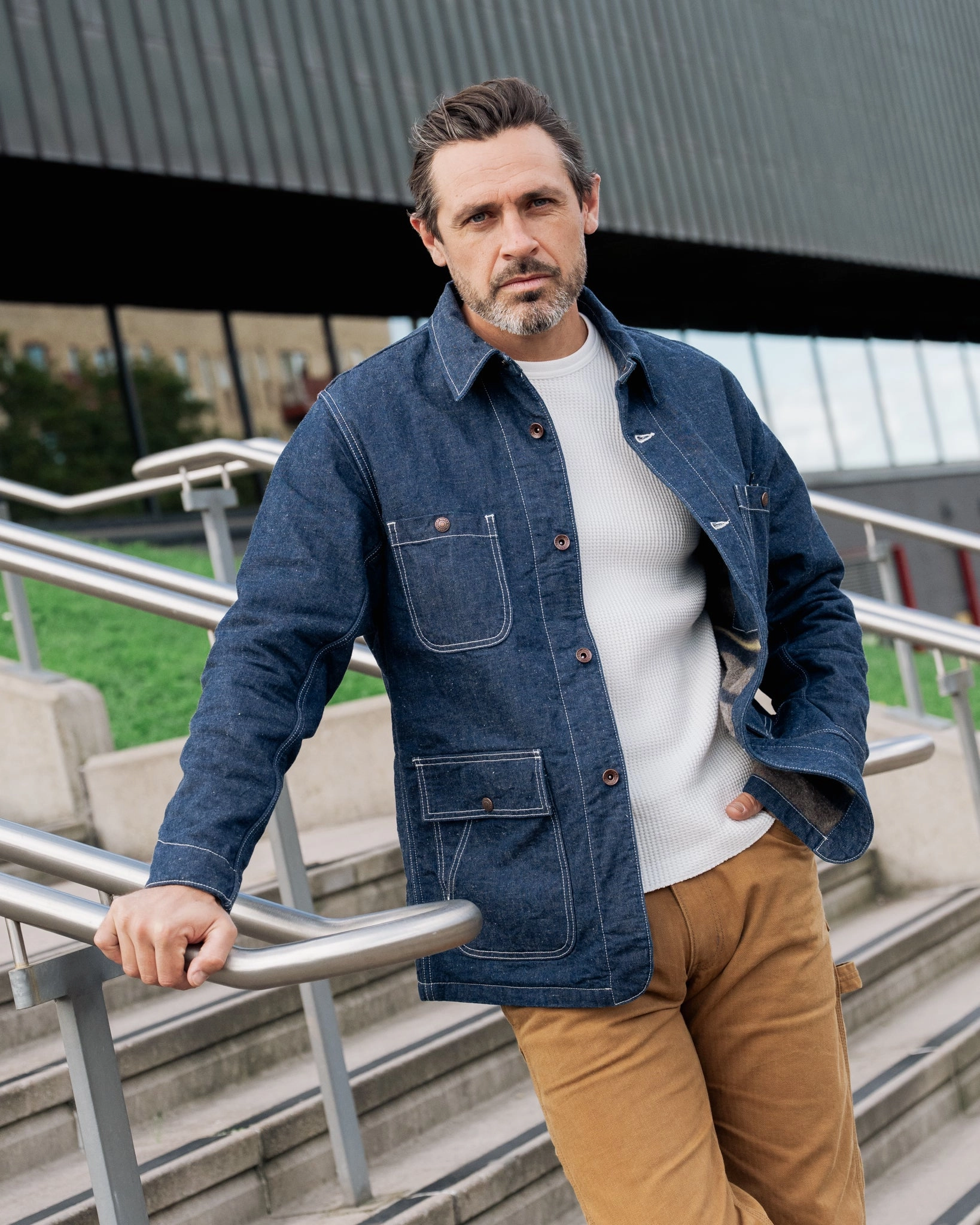 Hidden Storage Compartments Outdoor Trip 10oz Selvedge Denim Blanket Lined Chore Jacket - Indigo