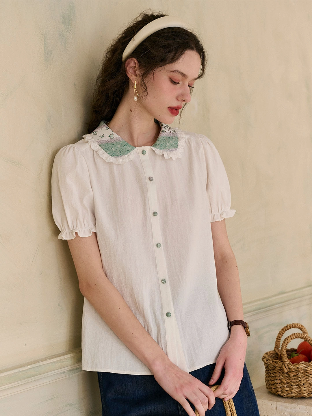 WaterRepellent ??Final Sale??Alondra Lace Floral Contrast Doll Collar Puff Sleeve Cotton Blouse