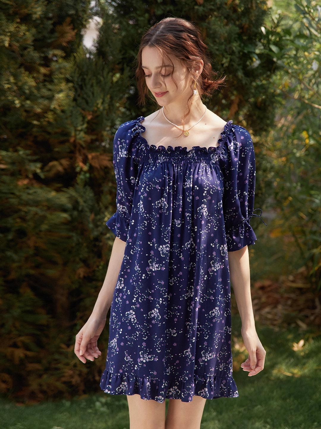 Relaxing Design ??Final Sale??Belle Square Collar Midi Pleated Dress