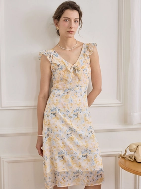 Office Attire ??Final Sale??Ellis Floral Print Ruffle Trim Dress