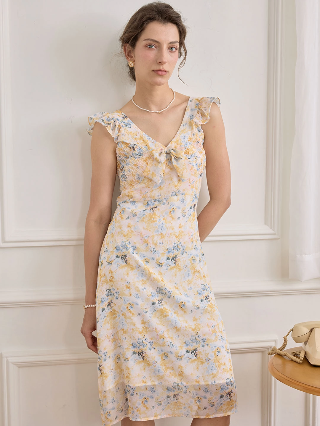 Winter Apparel ??Final Sale??Ellis Floral Print Ruffle Trim Dress