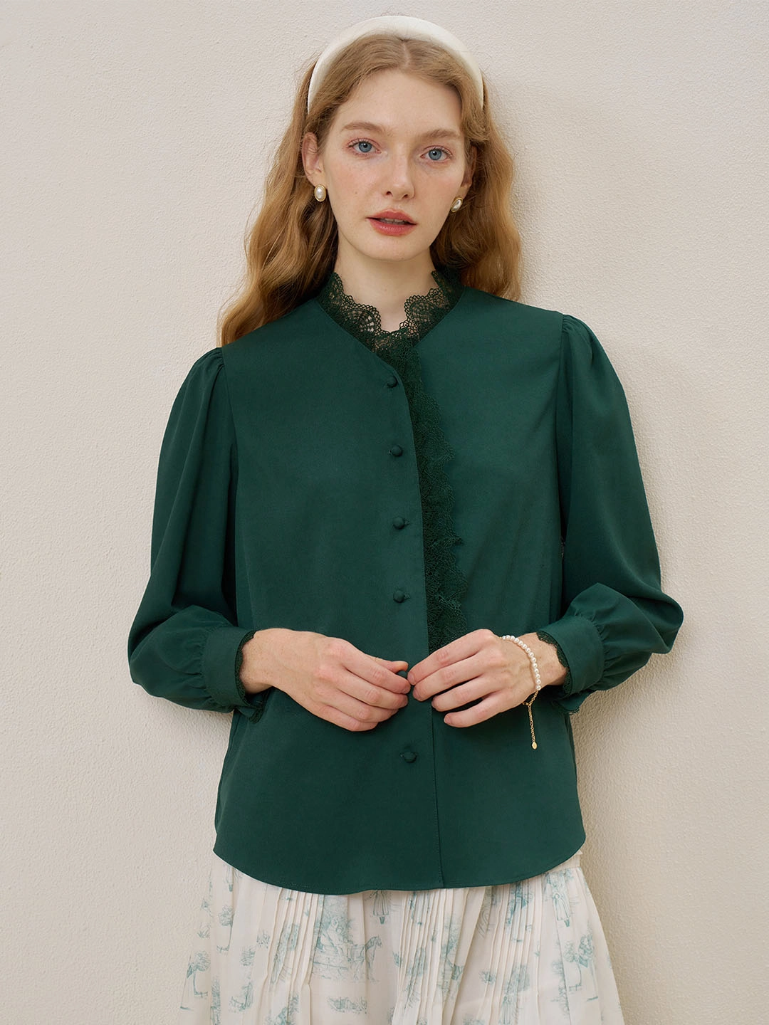 ??Final Sale??Hanna Puff Sleeve Green Lace Blouse NonSlip Grips