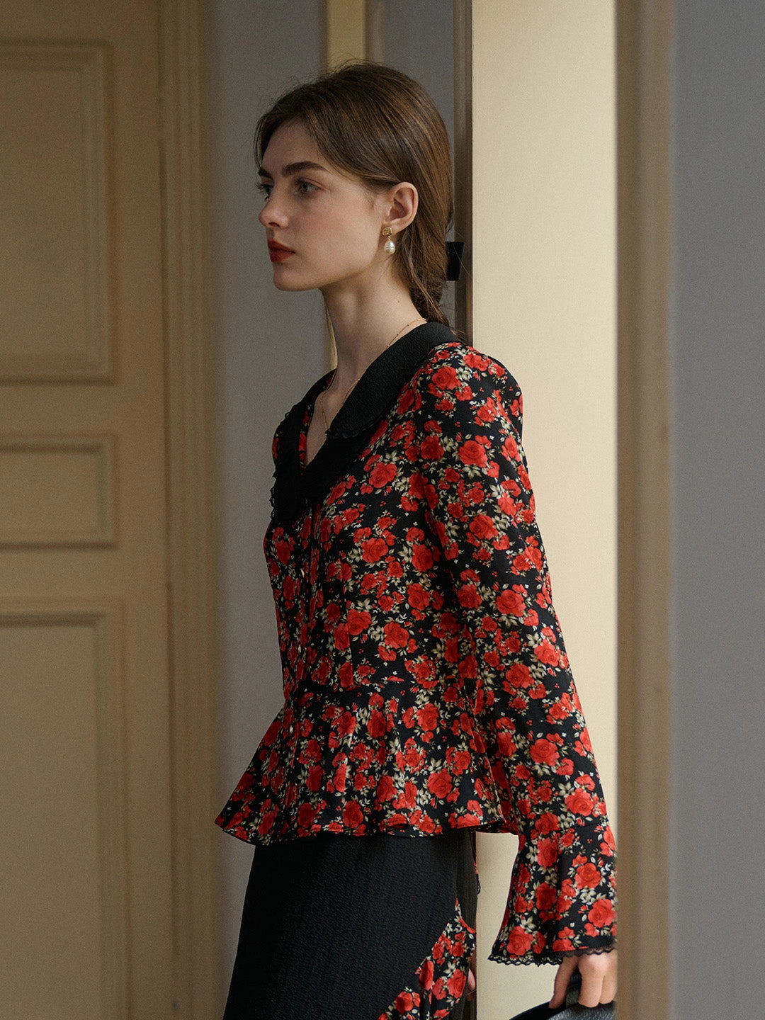 Low Care Easy Breath ??Final Sale??Kamiyah Elegant Notched Lapel Contrasting Floral Blouse
