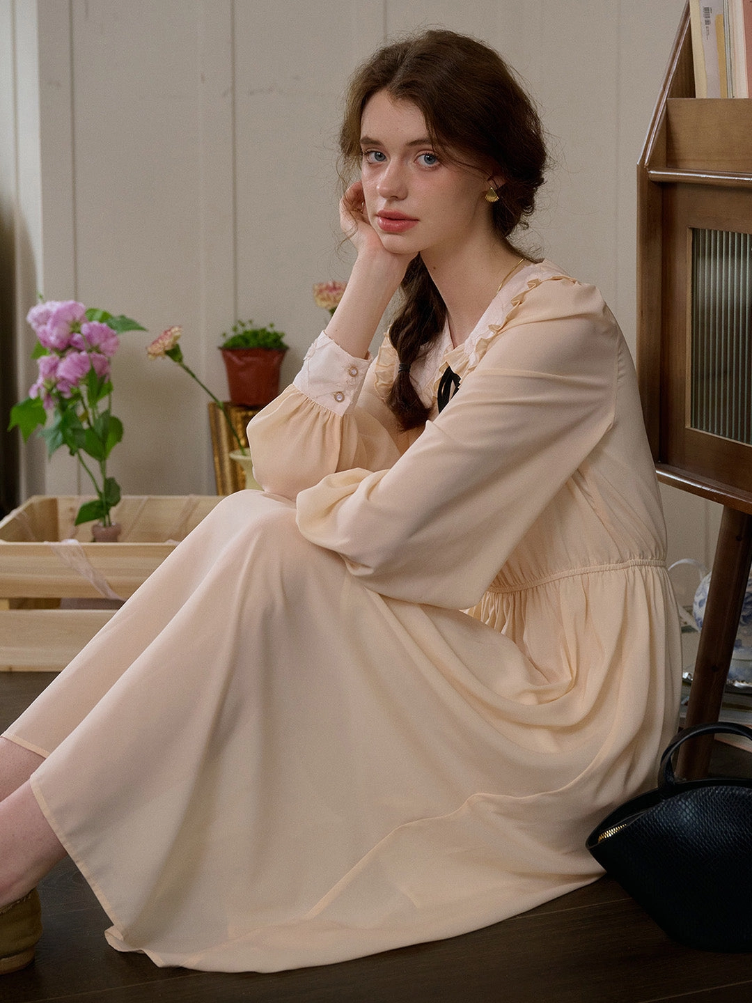 ??Final Sale??Keily Doll Collar Contrasting Lace-up Pleated Dress Thermal Insulation Layer Winter Essential