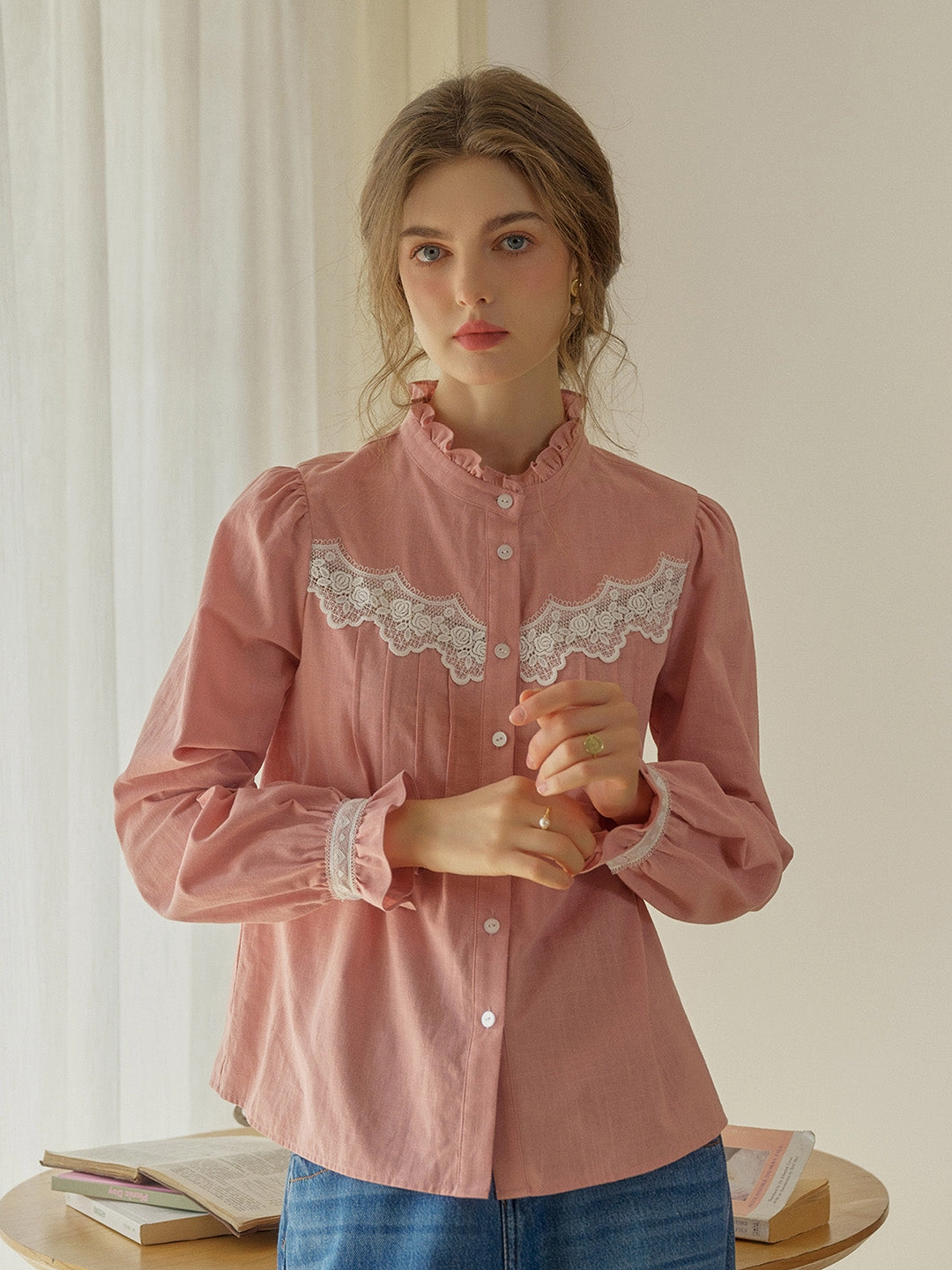 Music Mood BiasCut Trims ??Final Sale??Kitty Wavy Stand Collar Lace Blouse - Pink