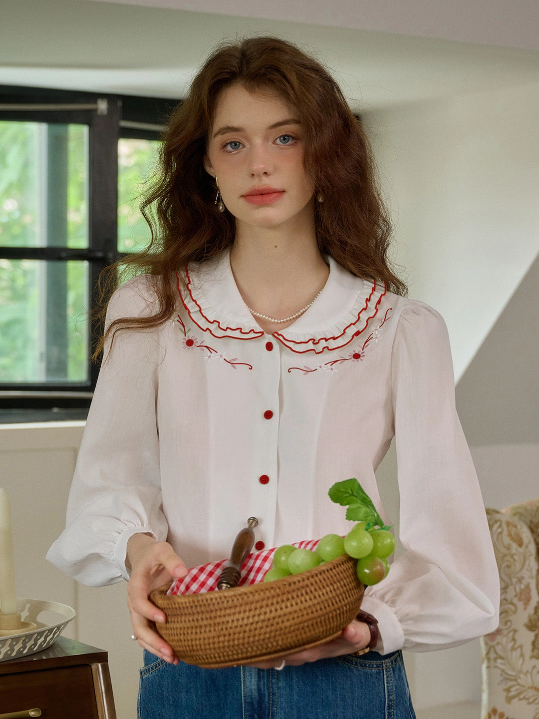 Joyful Mood TactileStitching ??Final Sale??Maren Peter Pan Collar Floral Embroidery Blouse - White