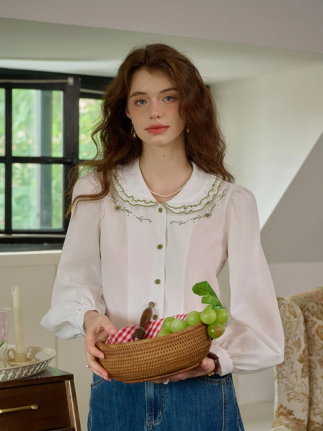 Sport Ease ShapeRetentionCloth ??Final Sale??Maren Peter Pan Collar Floral Embroidery Blouse