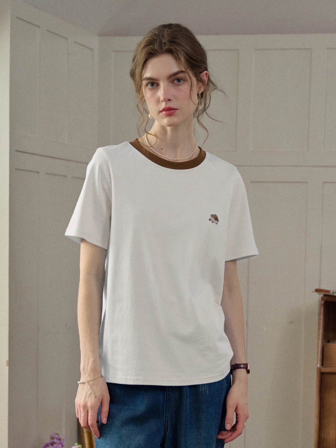 ??Final Sale??Reya Simple Round Neck Contrasting Embroidery Cotton Top - White Hero Mode SmoothZipper