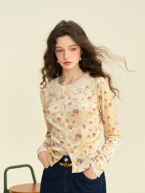 ??Final Sale??Savannah Round Neck Lace Collar Floral Blouse Fantasy Glow