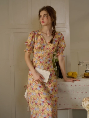 Love Core ??Final Sale??Xena V-Neck Floral Puff Sleeve Dress - Red