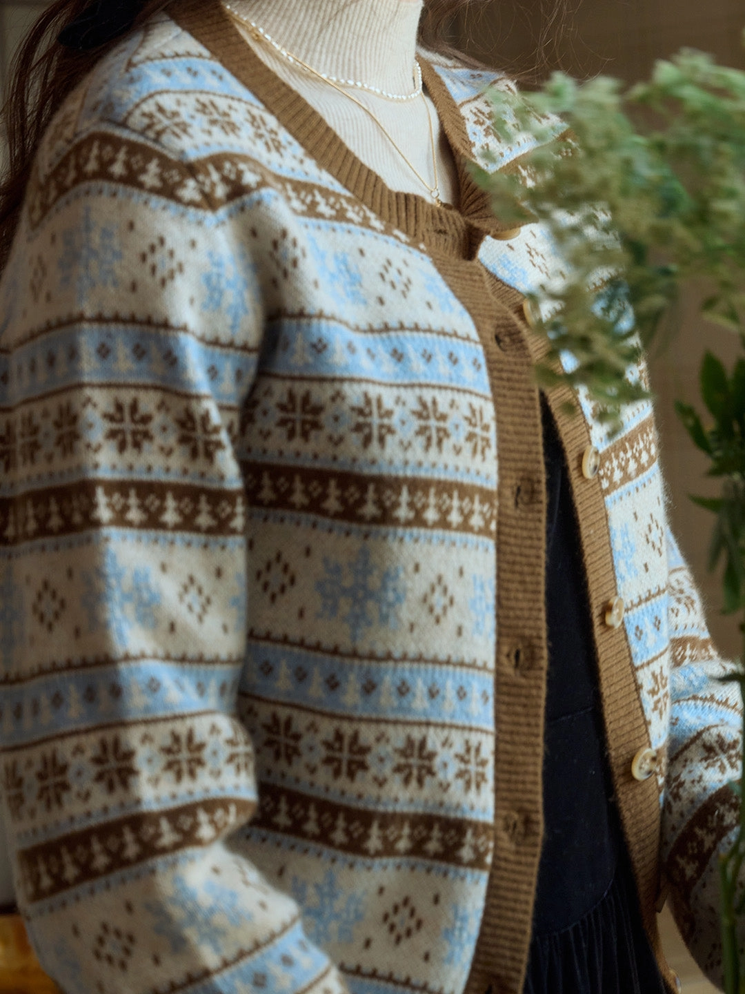 Road Look Aleah SR Exclusive Design Snowflake Jacquard Fair Isle Crew Neck Sweater Cardigan