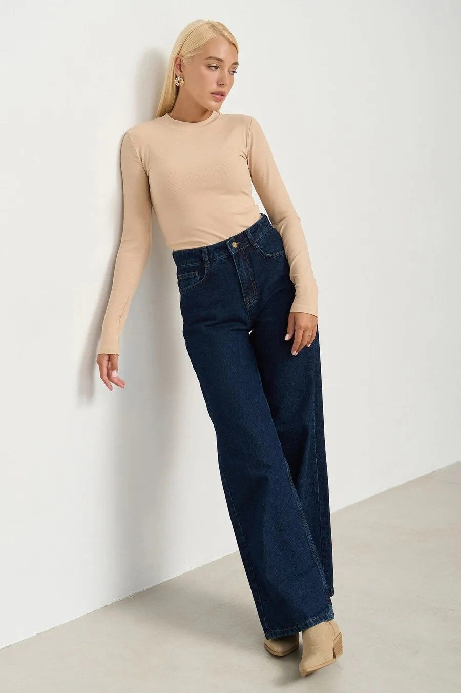 Beige Basic Long Sleeve Top Bread collection