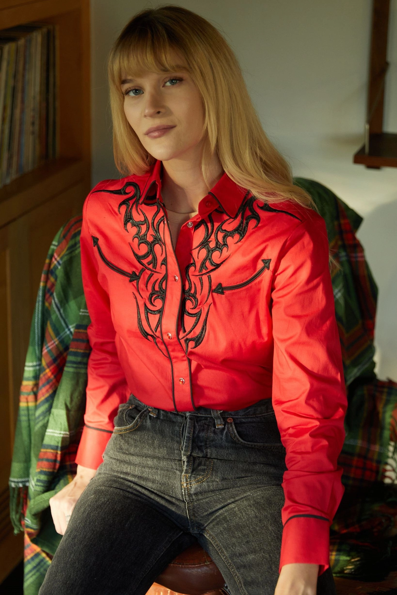 Ladies Cotton Red Embroidery Western Shirt Minimalist fashion