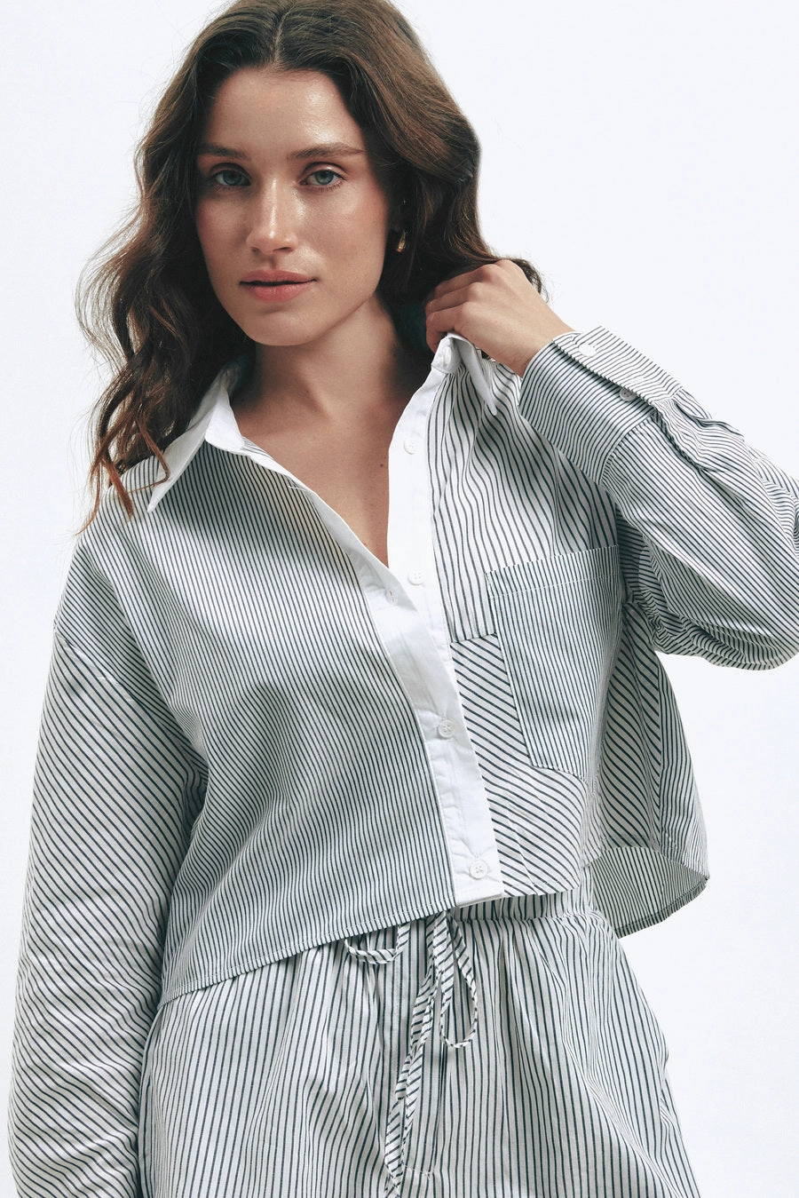Black Stripe Cropped Shirt Eco friendly materials