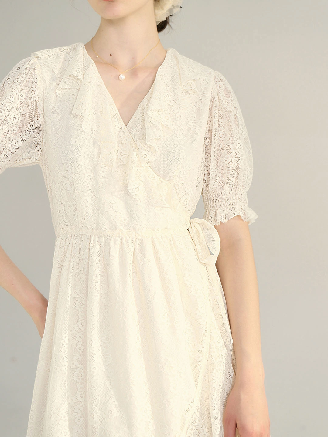 AntiSnagTechnology Bride Side ??Final Sale??Emberlynn V Neck Puff Sleeve Lace Dress