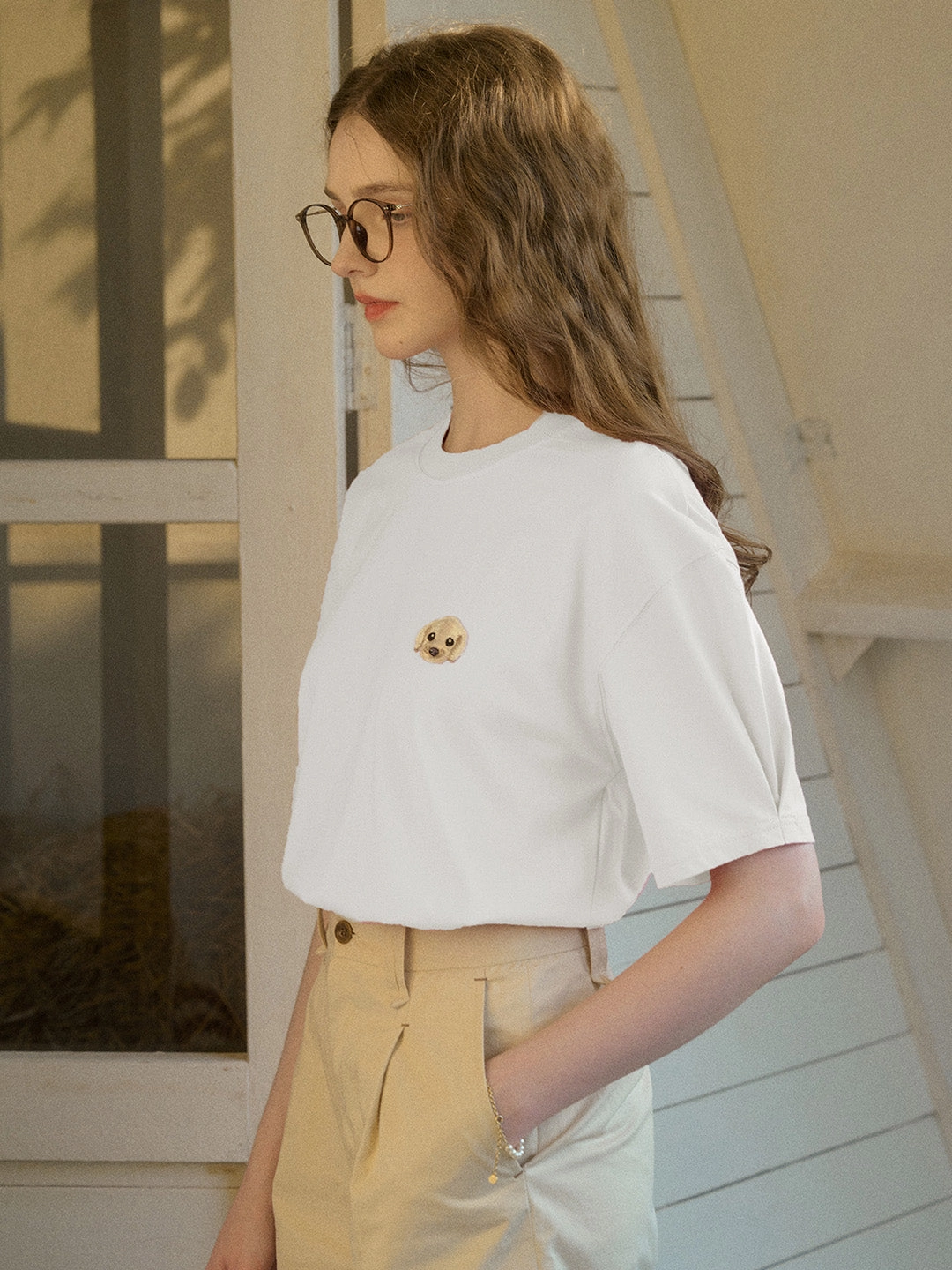 StretchFit ??Final Sale??Journey Puppy Applique Round Neck Short Sleeve Casual T-Shirt - White