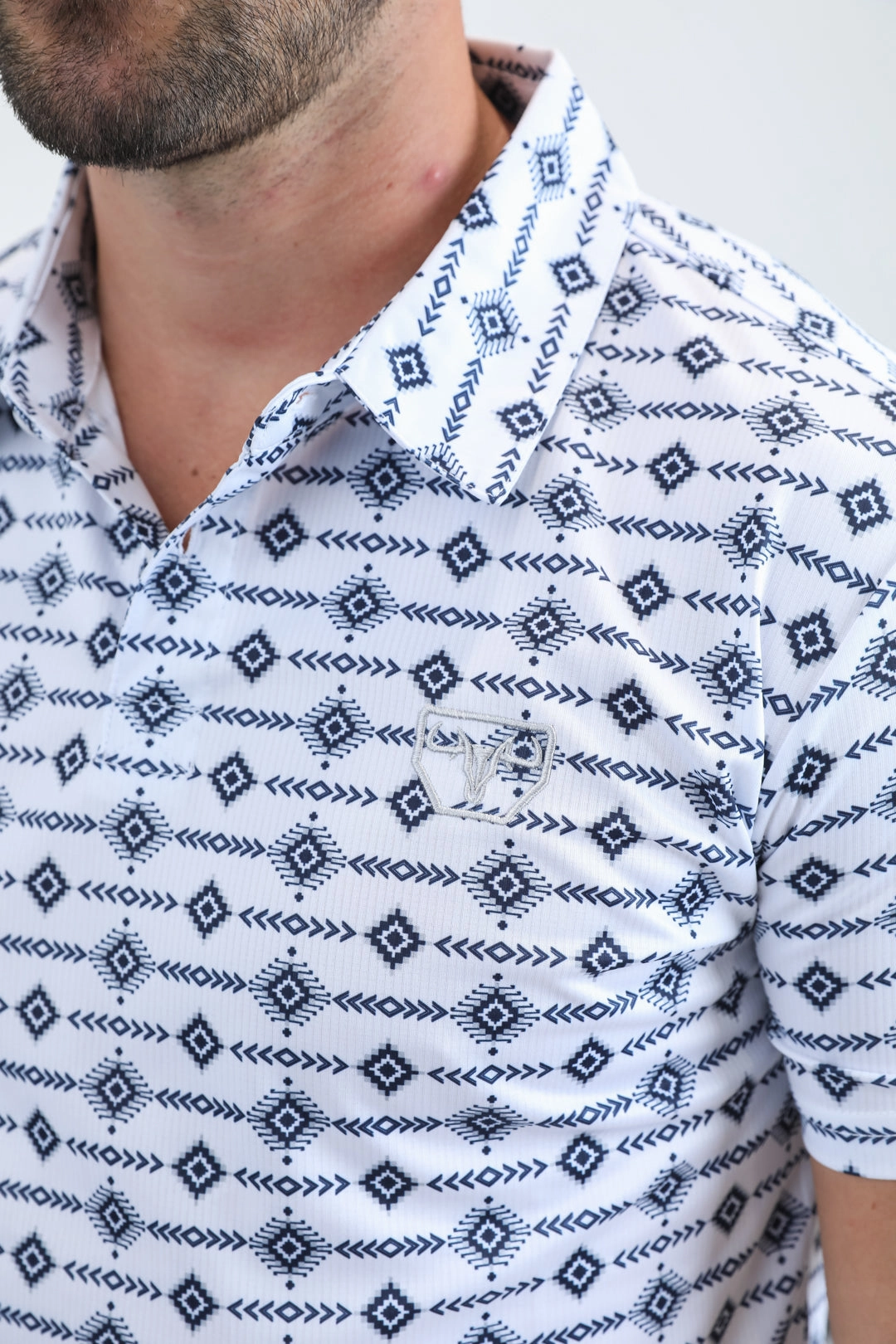 Smooth Flatlock Seams Mens Performance Fabric Modern Fit Stretch Aztec Print White Polo