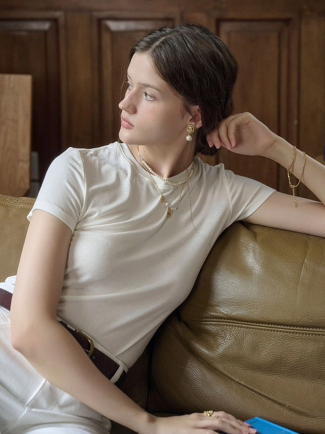 Casual Skirt Averie Classic Crew Neck Solid Color T-shirt