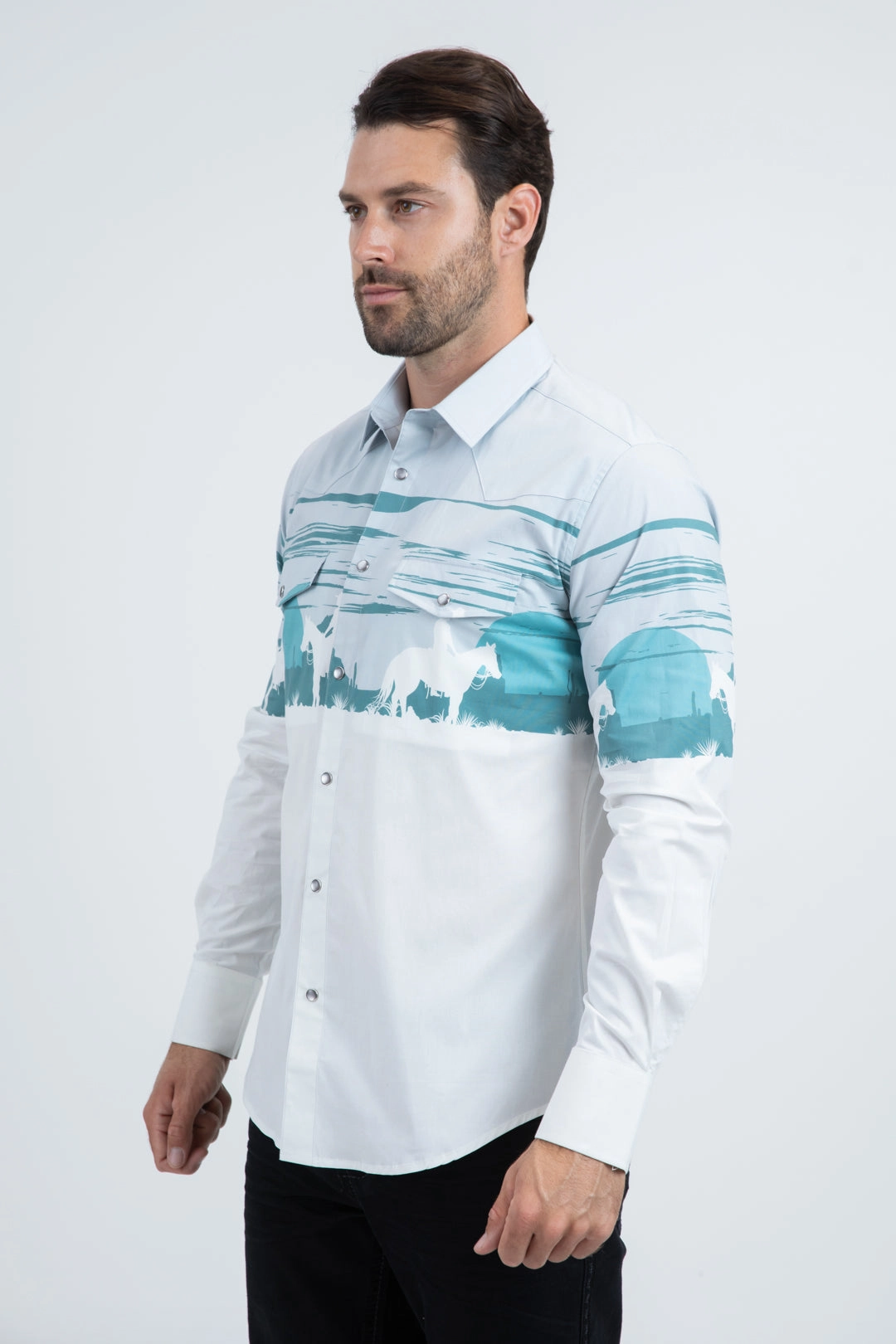 Men's Modern Fit Cotton Stretch Rodeo Panoramic Print White Shirt Traveler??s Choice