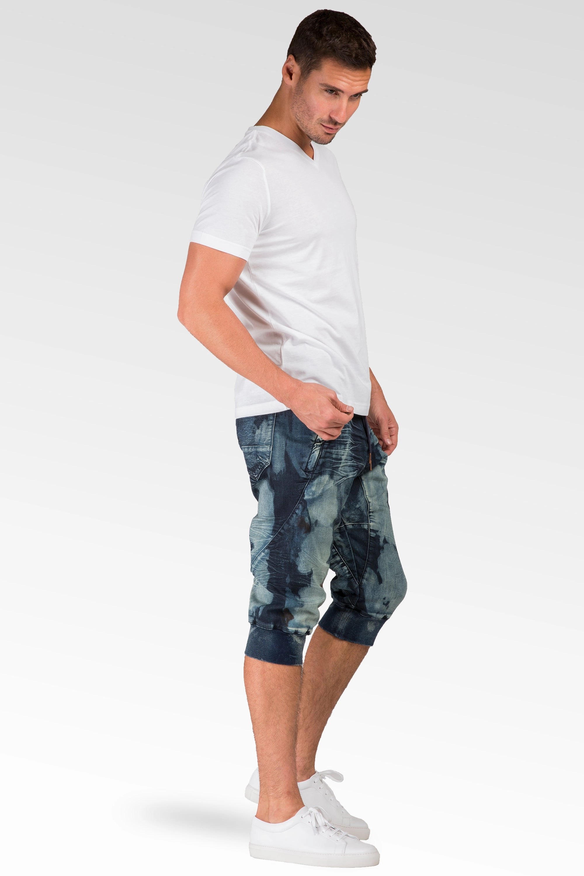 Everyday Look Dark Blue Clouded Wash Premium Knit Denim Jogger Capri Short, Rib Bottom 3D Whiskering 18" Inseam