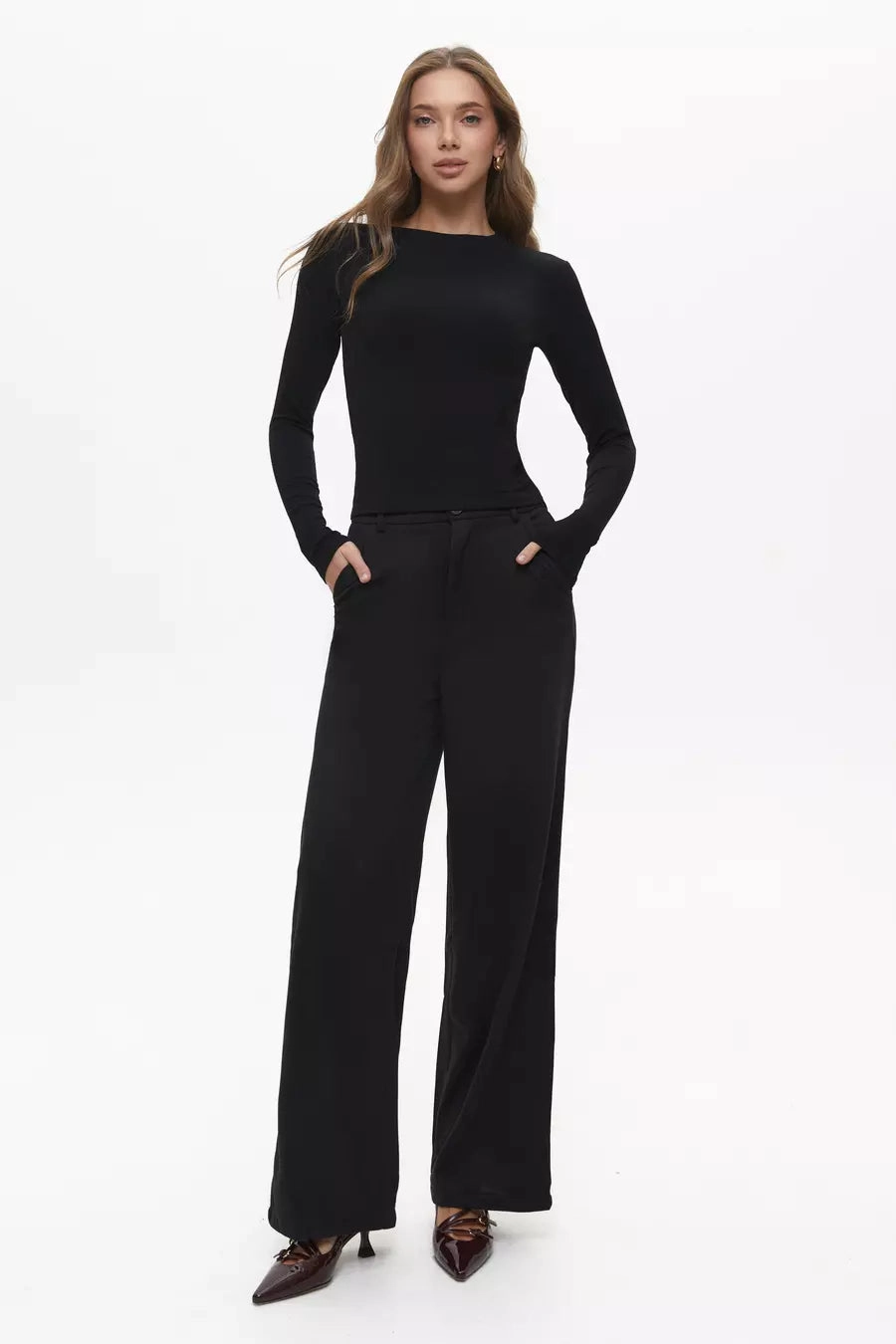 Refined Black Basic Long Sleeve Top