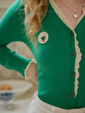 Princess Glow Hadley Lace Patchwork V-Neck Contrasting Knitted Cardigan