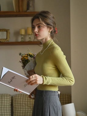 Erin 100% Wool Simple Mock Neck Slim Fit Sweater - Green AllSeasonWear SmoothInnerLining