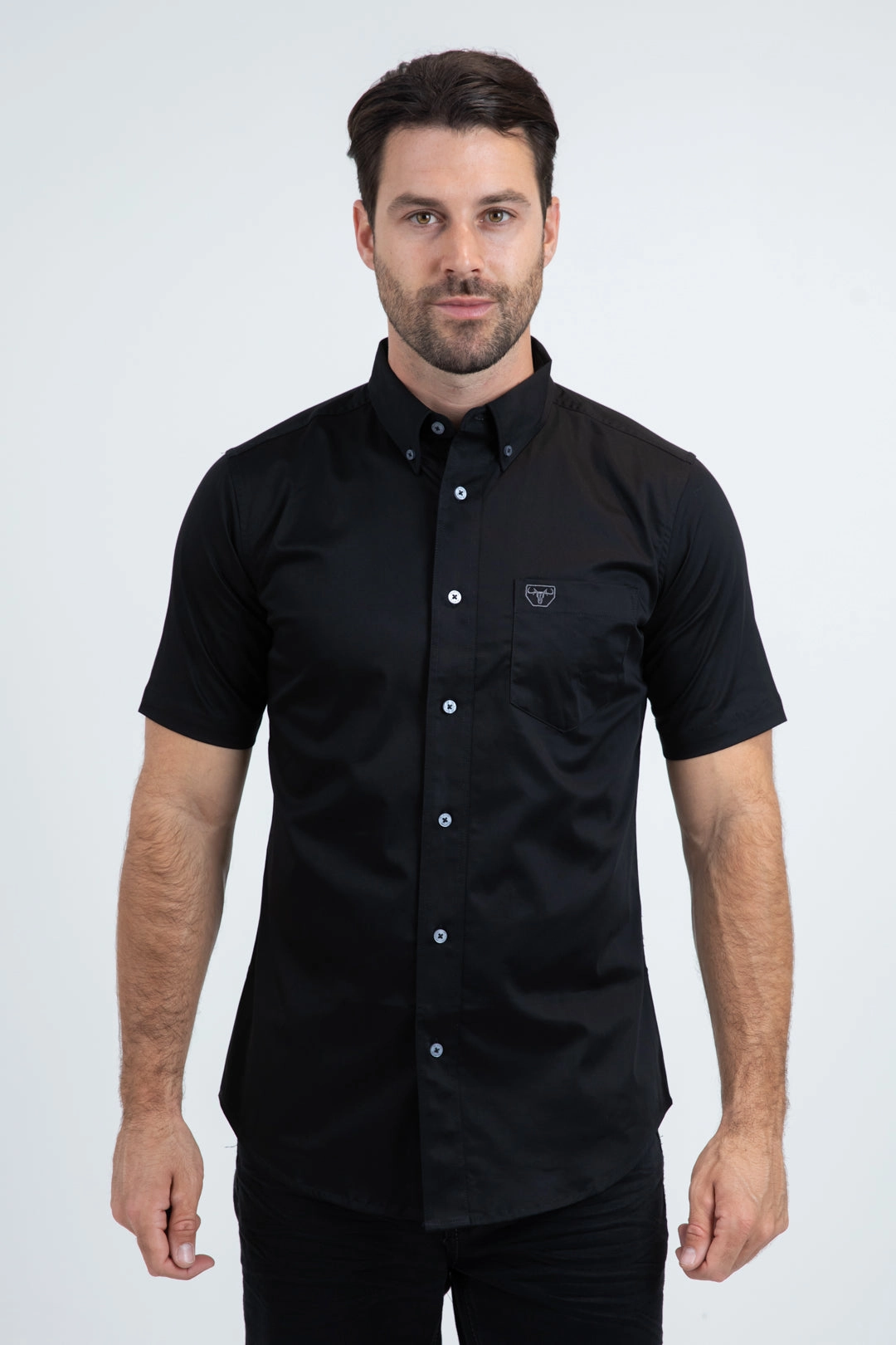 All-Weather Ready Handcrafted Detail Men??s Single Pocket Logo Modern Fit Stretch Black Short Sleeve Shirt
