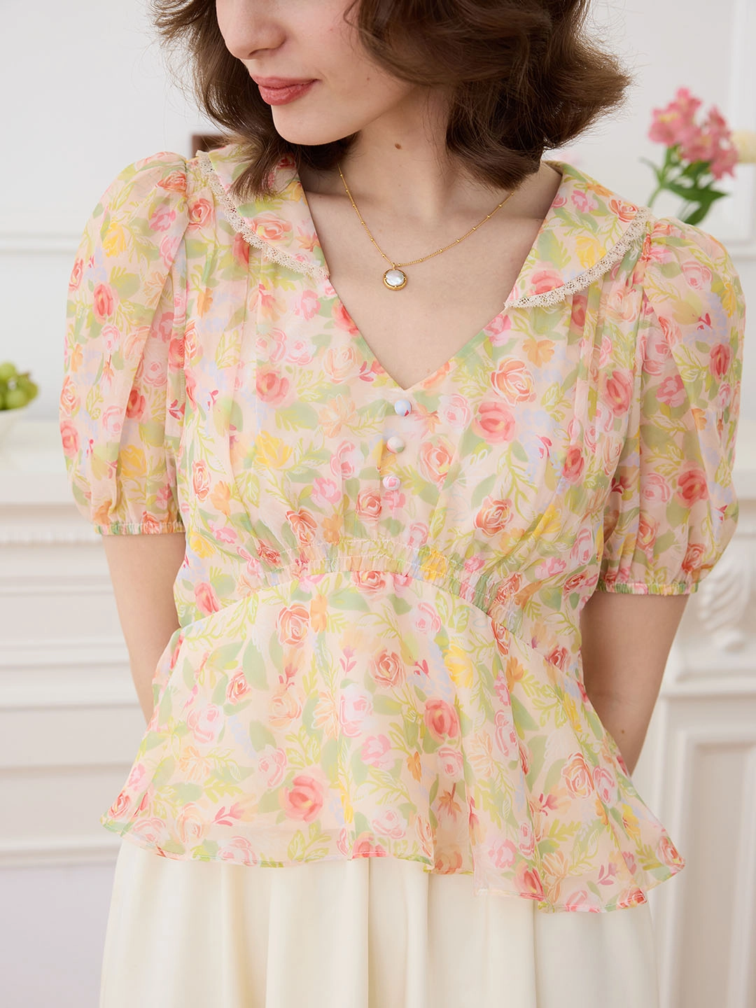 ??Final Sale??Aliza Chiffon V-neck Puff Sleeve Blouse breathable materials HygroscopicFiber