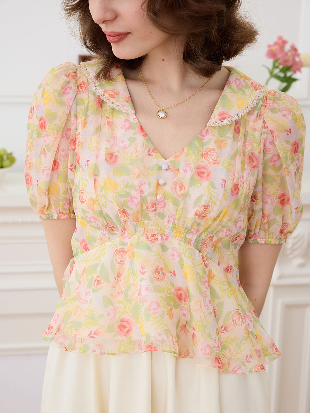 ??Final Sale??Aliza Chiffon V-neck Puff Sleeve Blouse Soft Motion