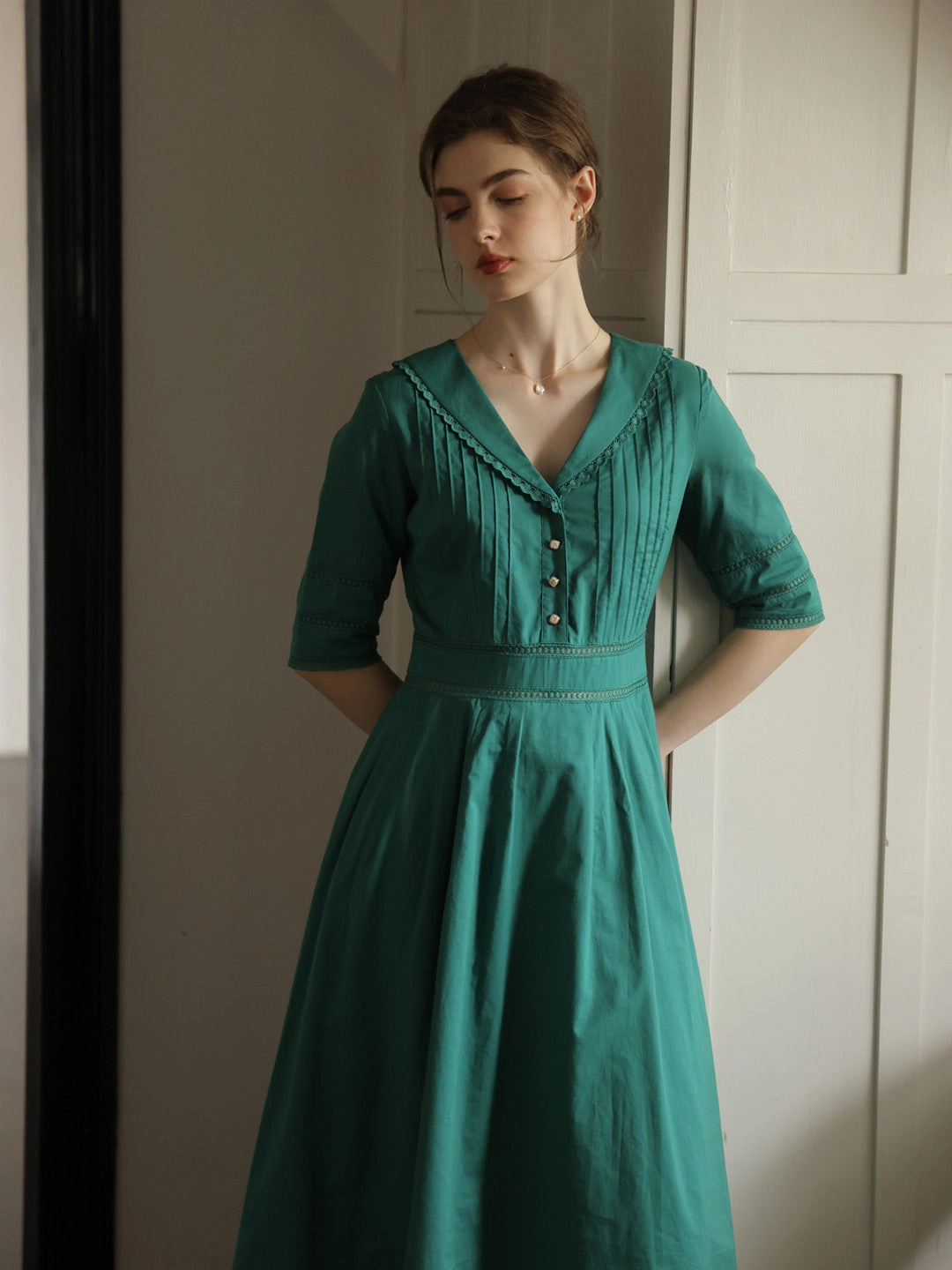 Fiona 100% Cotton Emerald Green Midi Dress spring fresh Minimalist Style