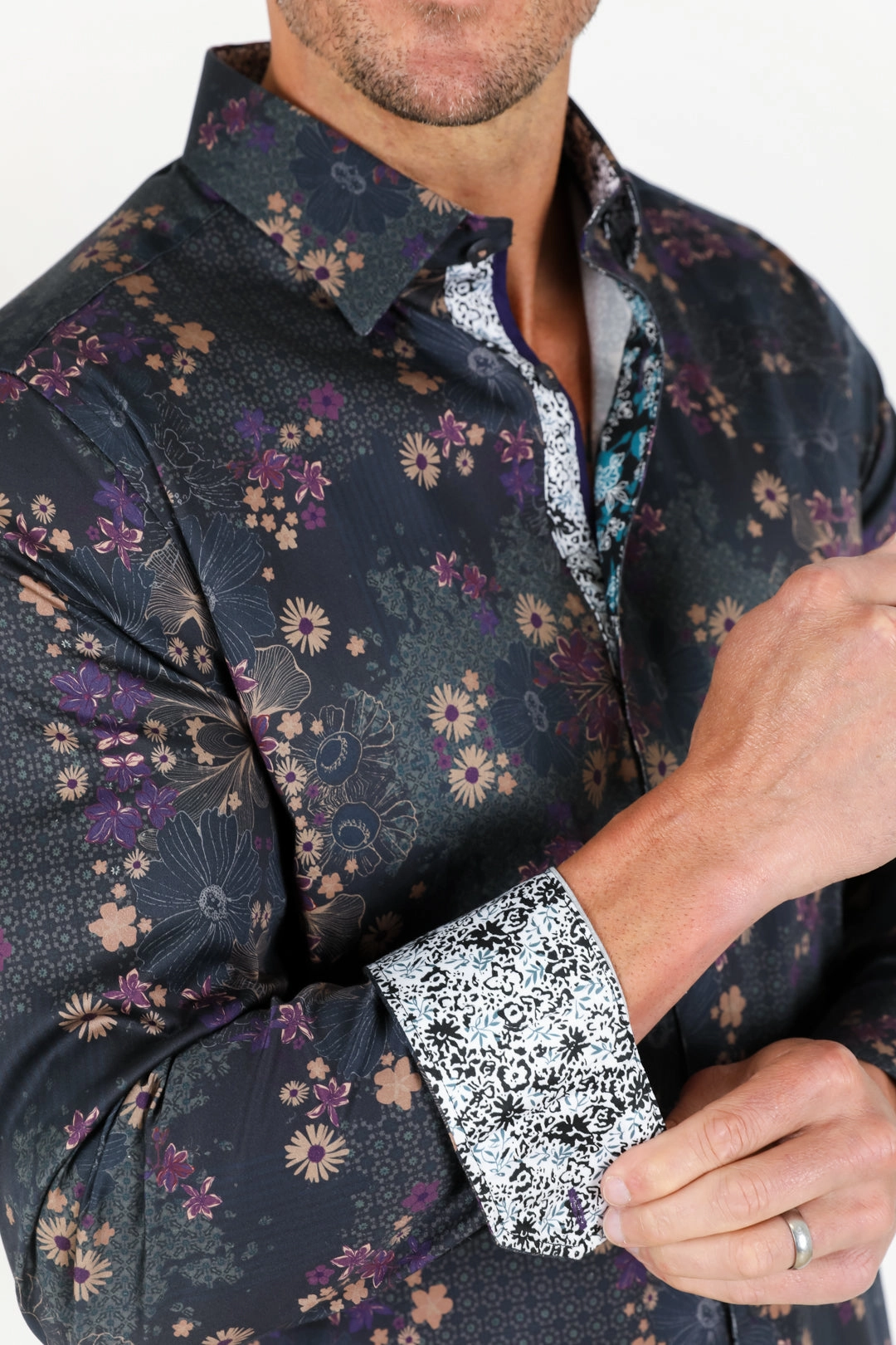 Seamless Sides Non-irritating Floral Print Satin Shirt - Black