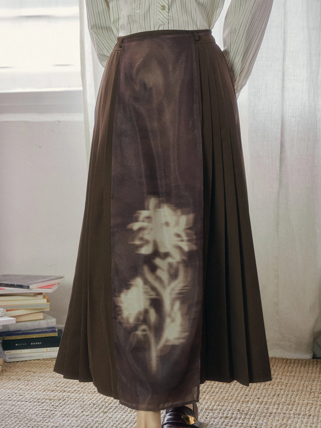 Polly A-Line Floral Pleated Ma Mian Skirt Anti Static Finish