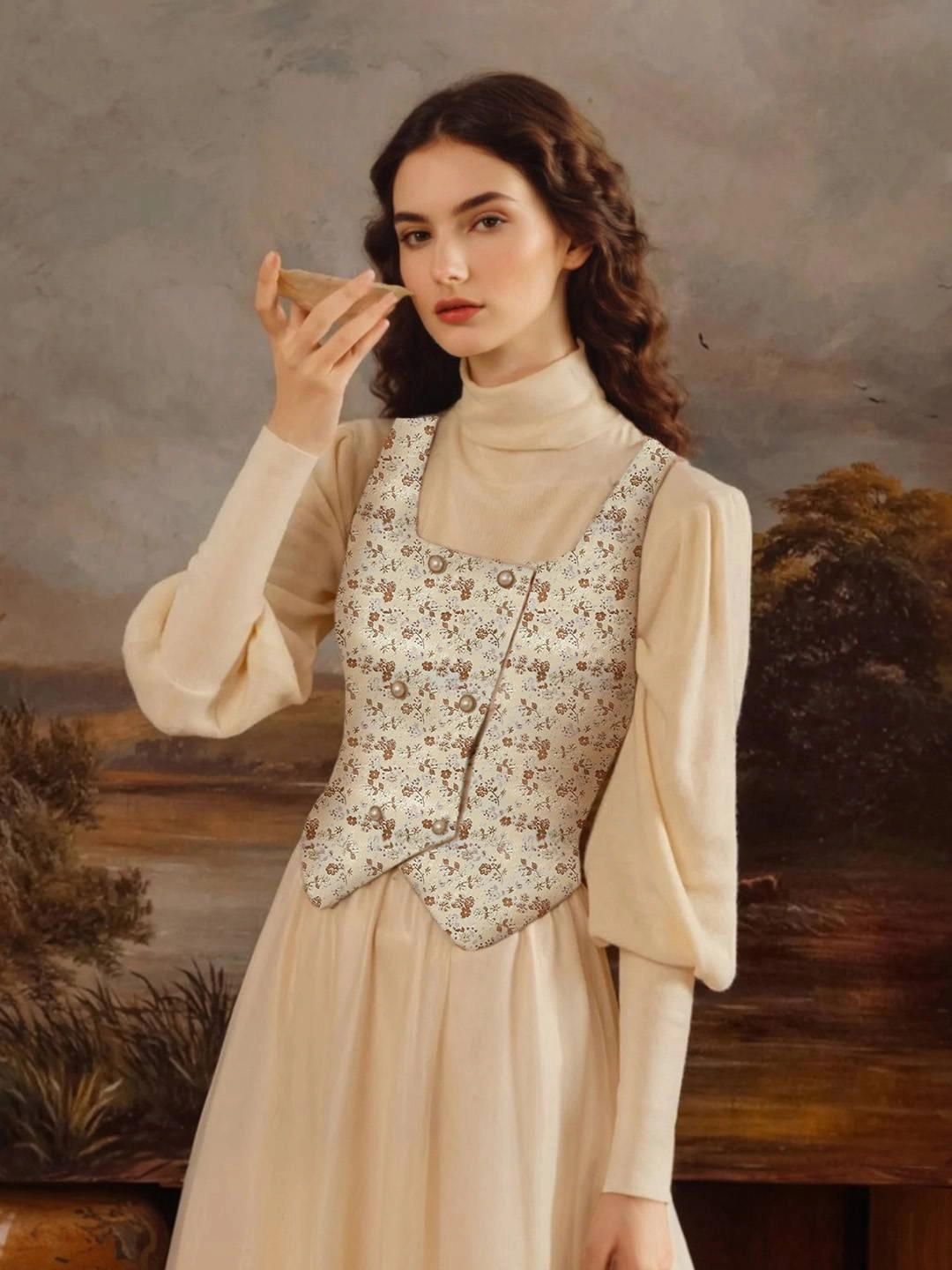 Clover Square Neck Vest Parisian Chic