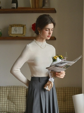 VentilatedKnit Erin 100% Wool Simple Mock Neck Slim Fit Sweater - Apricot