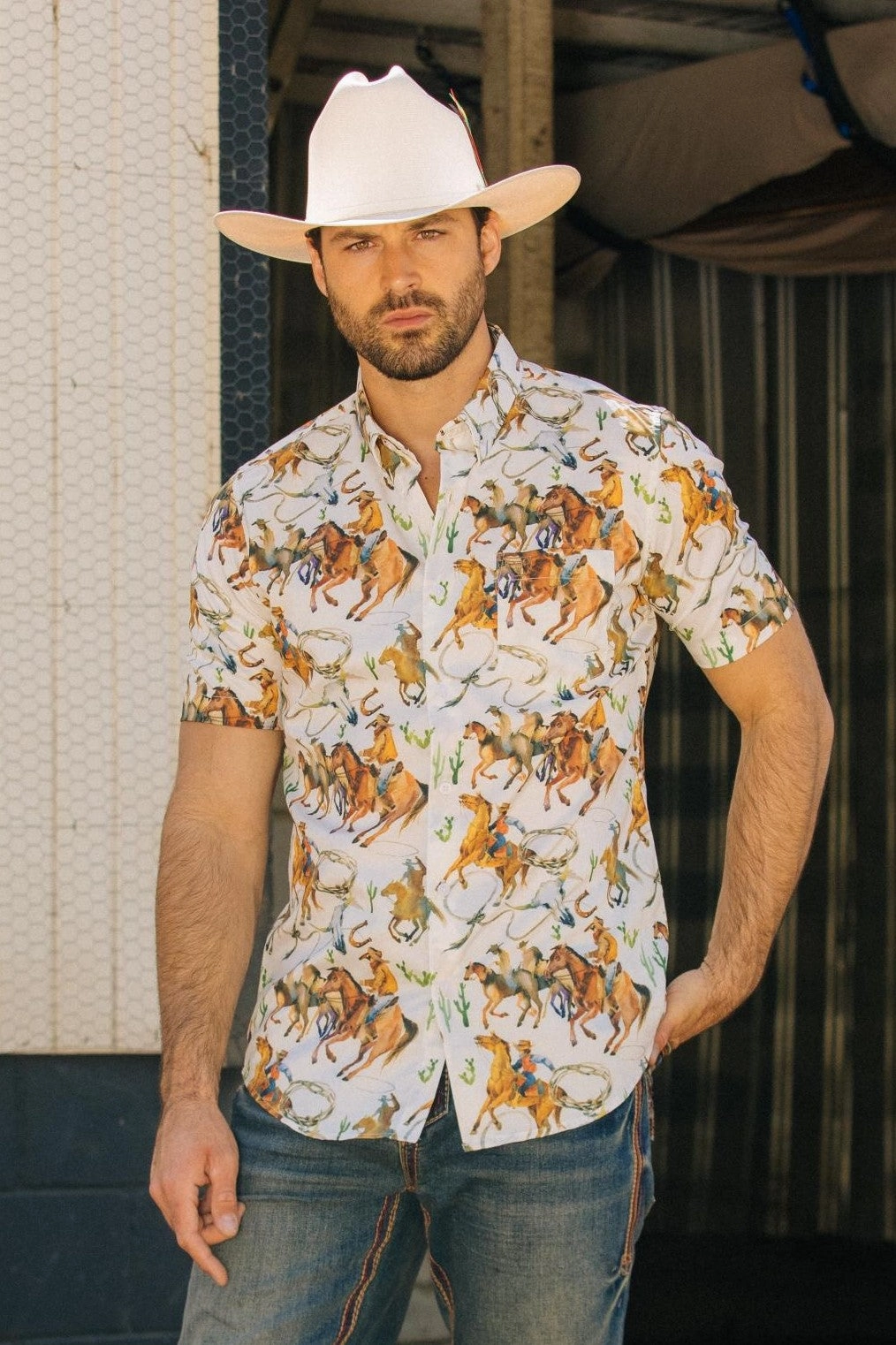 Mens Short Sleeve Modern Fit Stretch Wild Horses Print Shirt Reinforced Seams Limited Edition