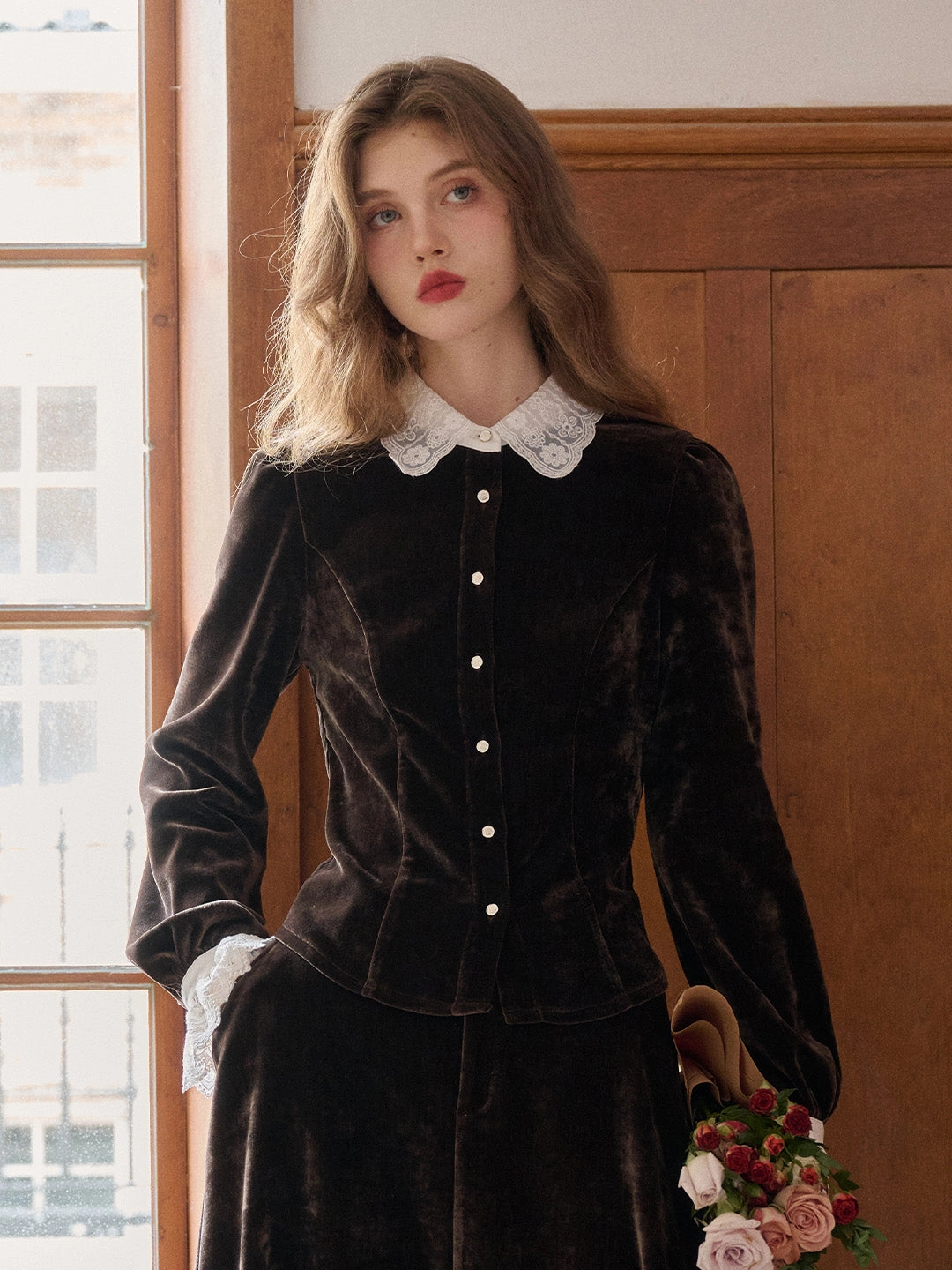 Goldie Peter Pan Collar Velvet Blouse AntiPilling Technology Star Fit