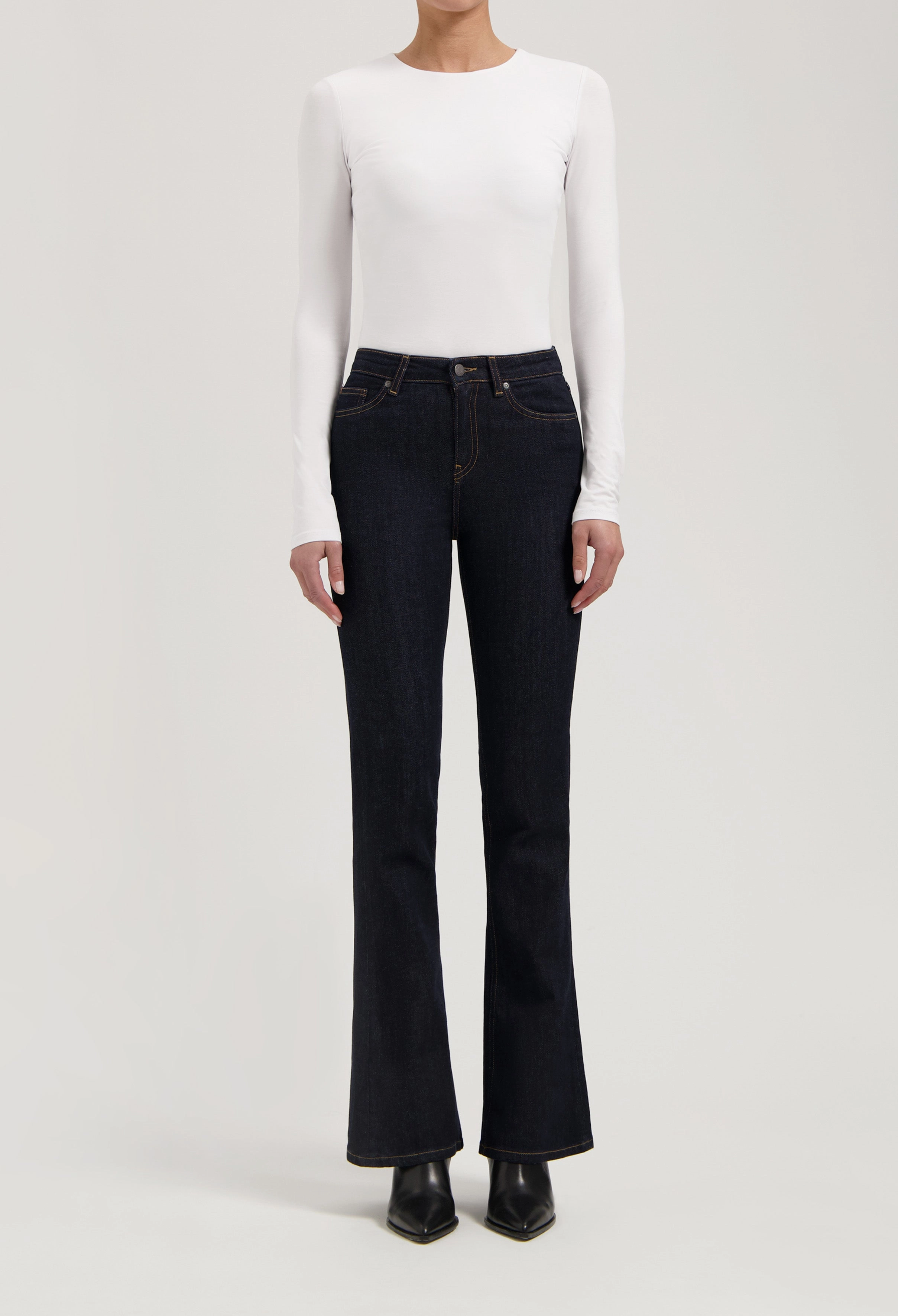 Isy High Flared - Strong Blue AntiStatic Cloth Self Love