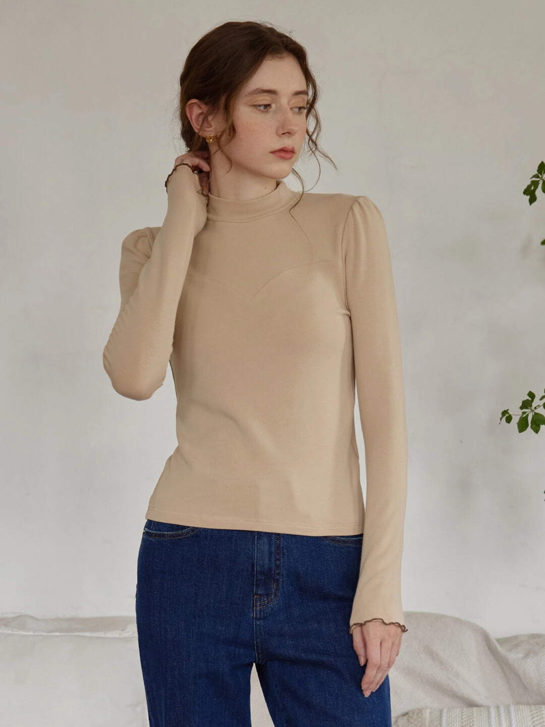 TemperatureControlTechnology Star Soul Jelena High Collar Khaki Knit Top