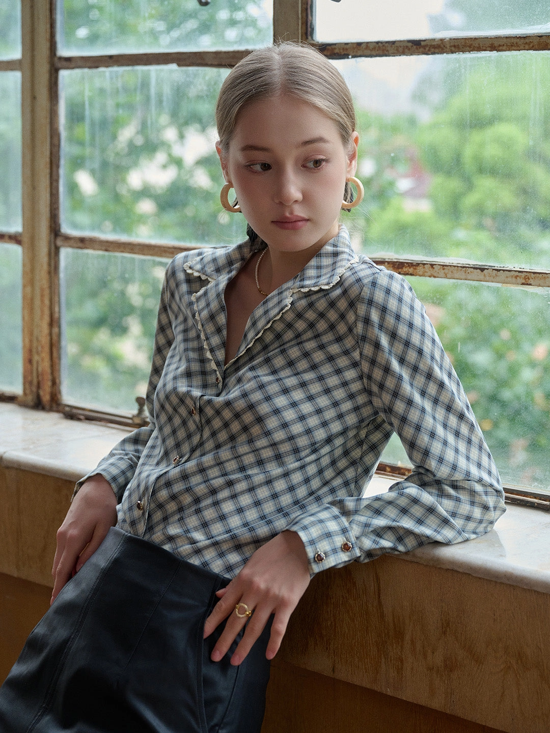 Train Ease OdorResistant Material Kalani V-Neck Plaid Viscose Blouse