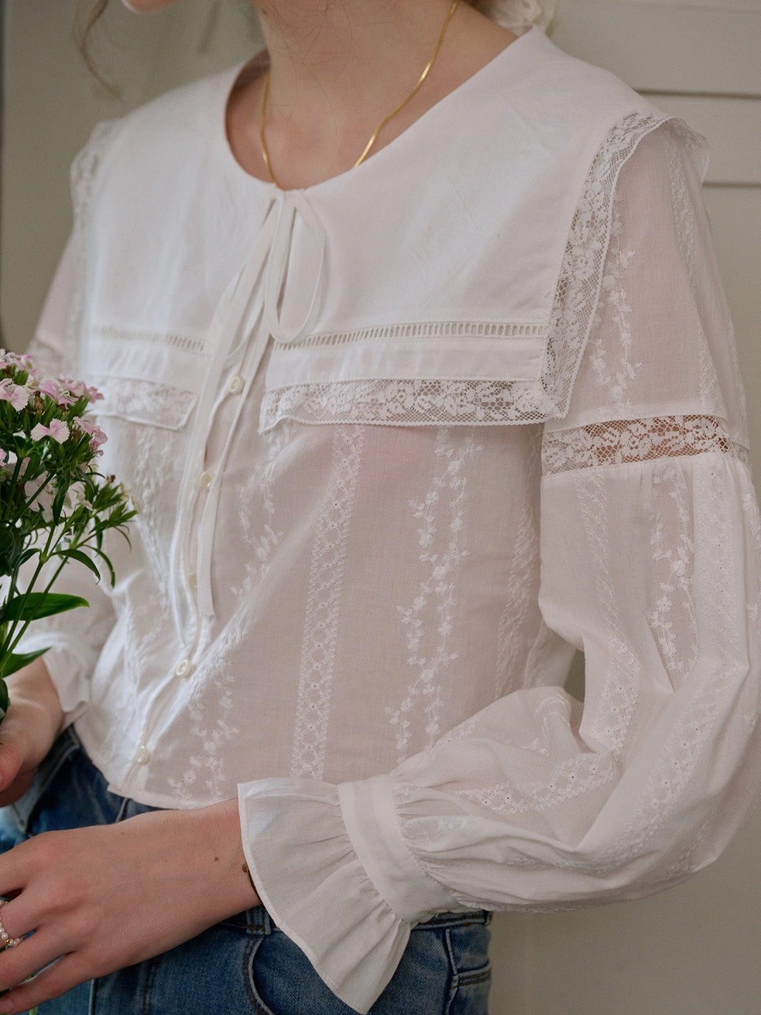??Final Sale??Madilynn Embroidered Cotton Blouse With Removable Collar Tagless Design Easy Tunic