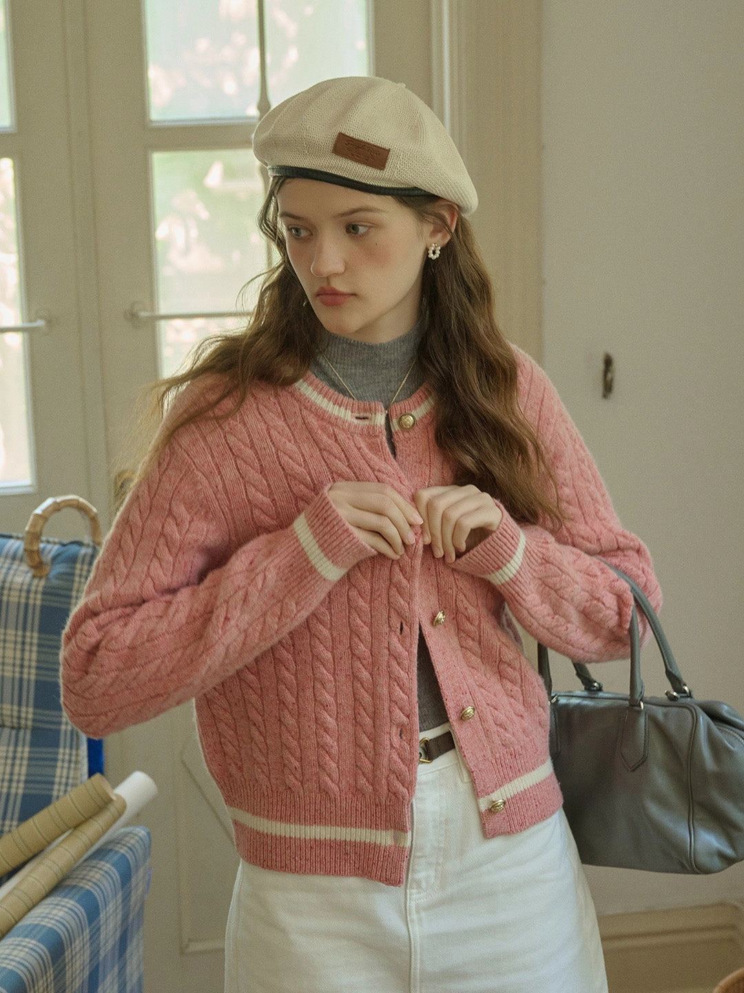 Leslie SR Logo Embroidery Crew Neck Contrast Striped 100% Wool Cardigan FadeResistant