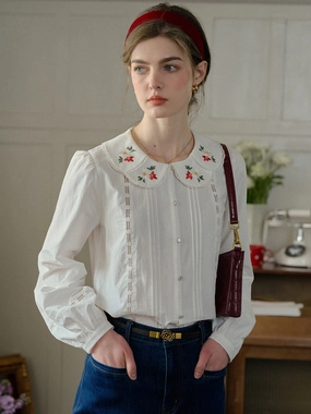 MultiPanelDesign Chic Fit ??Final Sale??Gracelyn Peter Pan Collar Embroidery Blouse - White