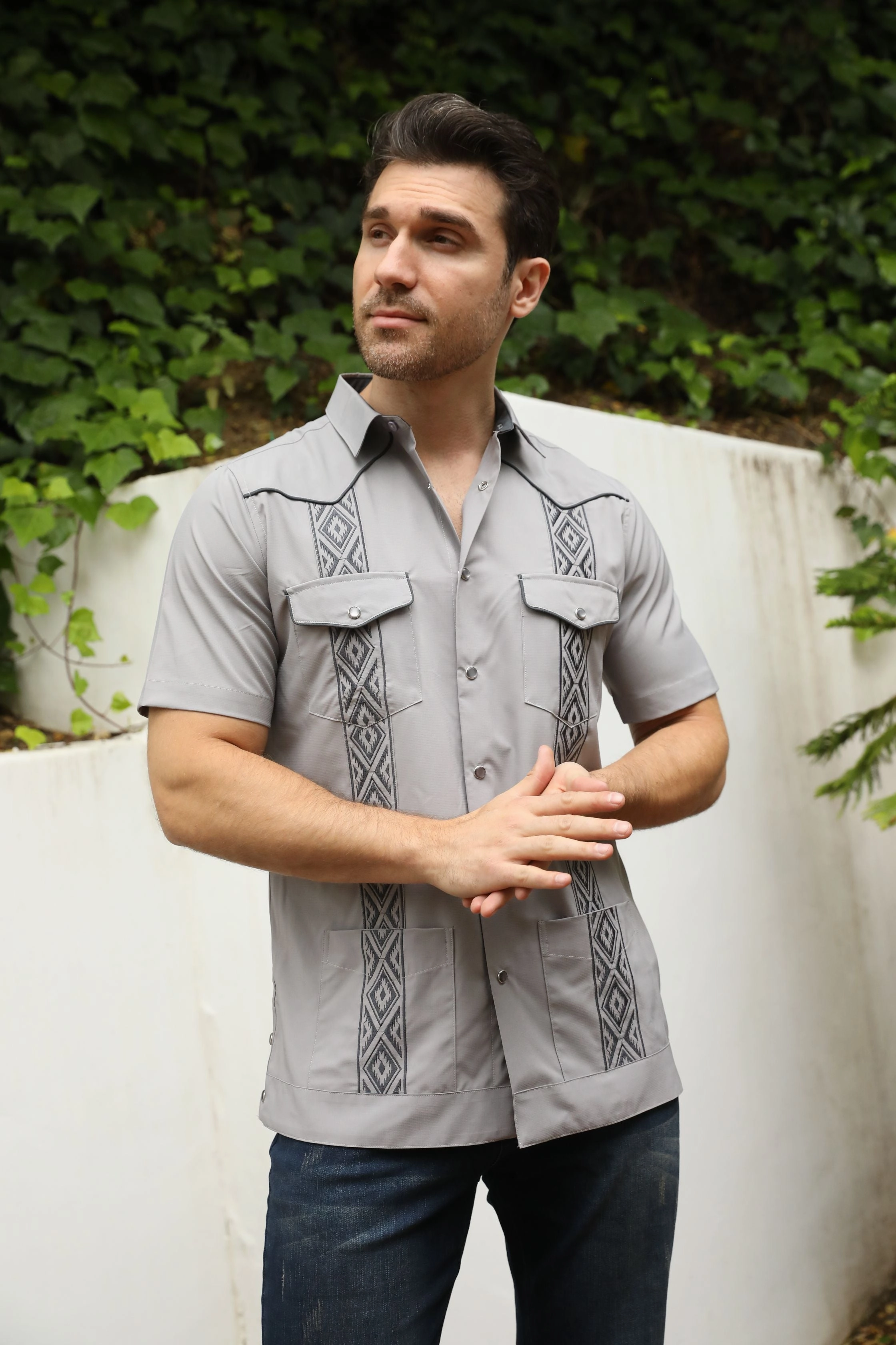 Men's Modern Light Gray GUAYABERA Shirt Workwear Casual