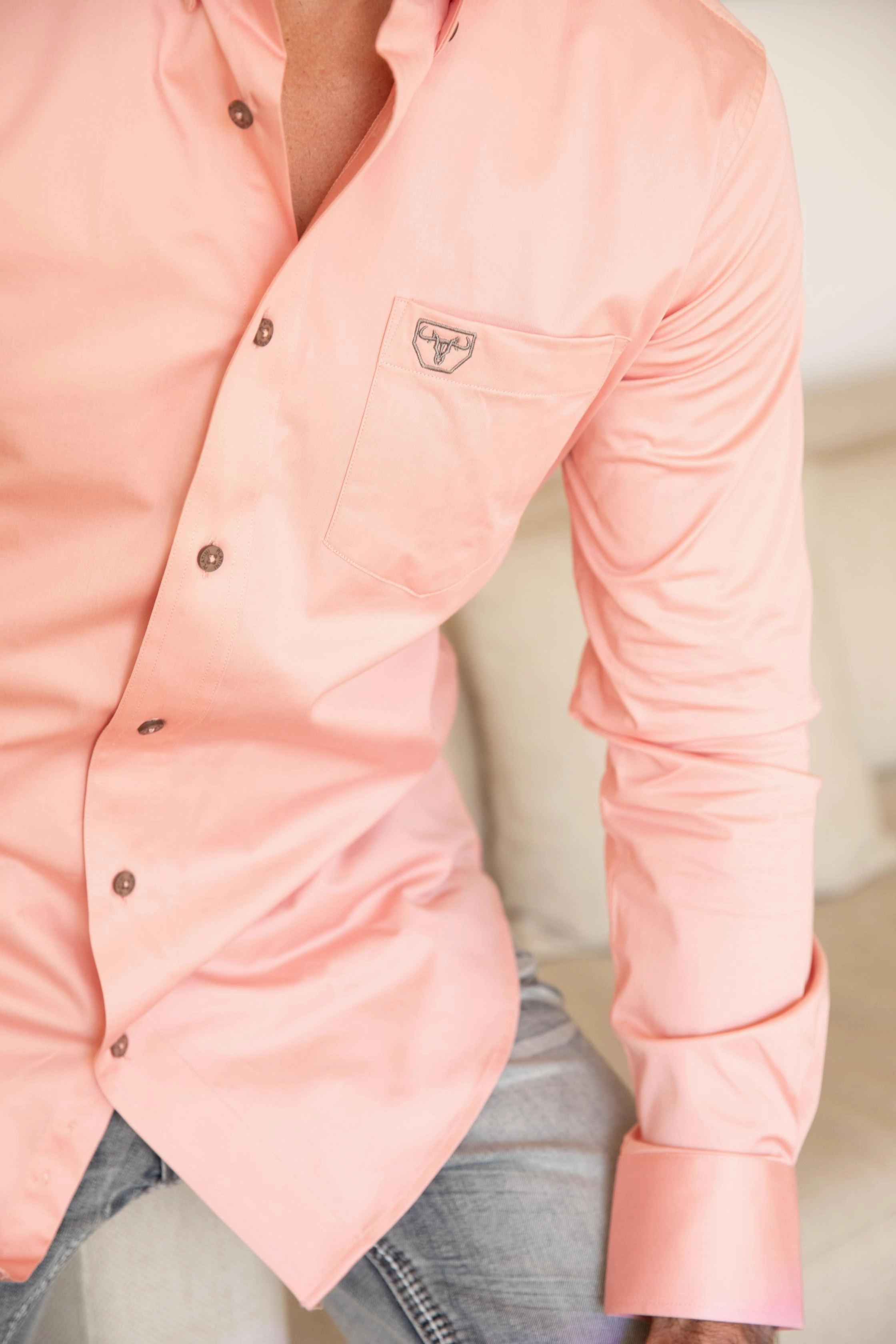 Men??s Single Pocket Logo Modern Fit Stretch Dress Shirt - Pink Anti Pill Technology