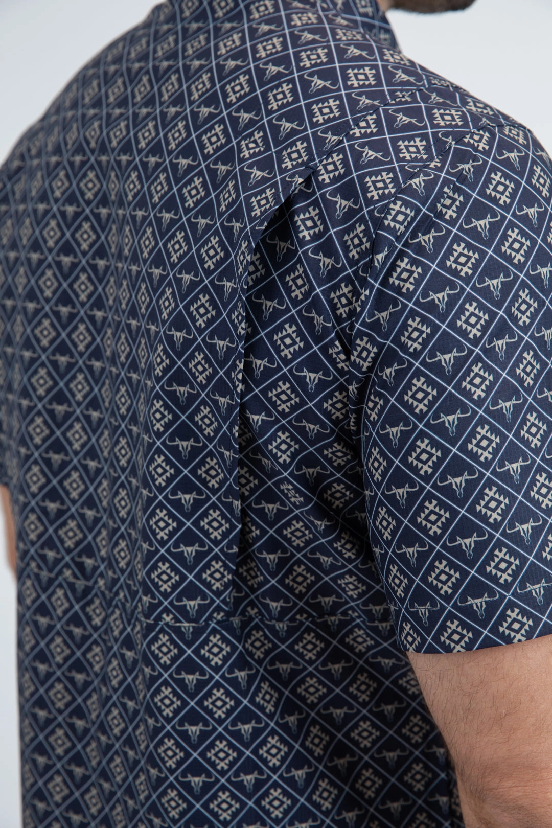 Easy Wear wrinkle free Mens Performance Classic Fit Short Sleeve Blue Shirt