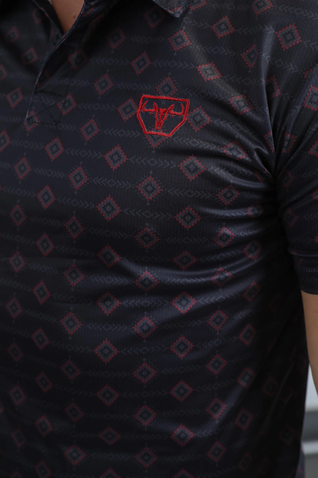 Mens Performance Fabric Modern Fit Stretch Aztec Print Black Polo Smart Layer