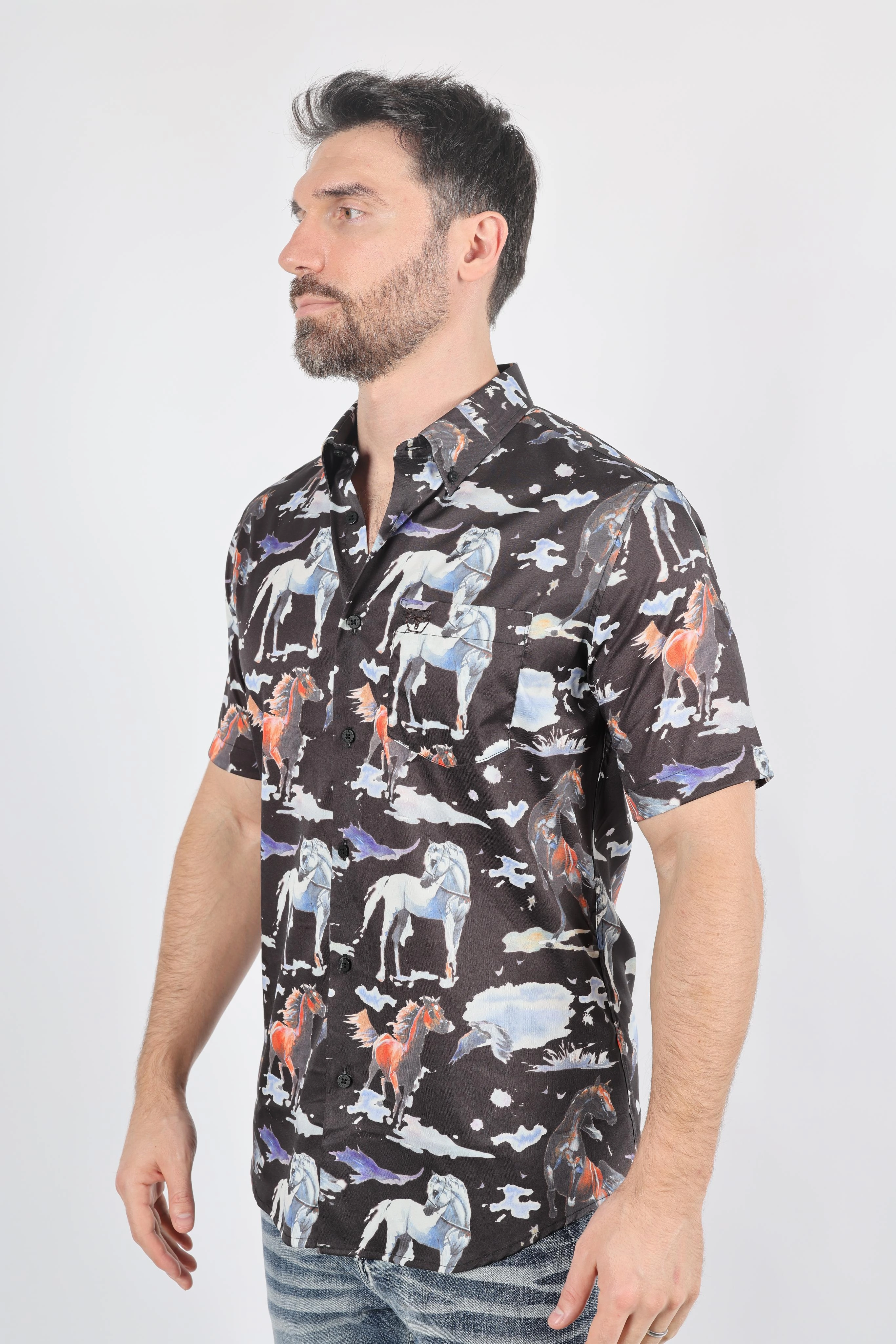 Mens Short Sleeve Modern Fit Stretch Wild Horses Print Shirt Beach Ready Non Static Finish