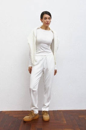 Premium Look City Ready Classic White High Waist Cropped Pants