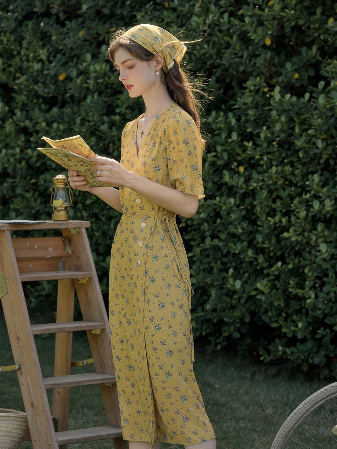 Warm Hoodie Samara Rose Polka Dot Floral V-neck Tea Dress